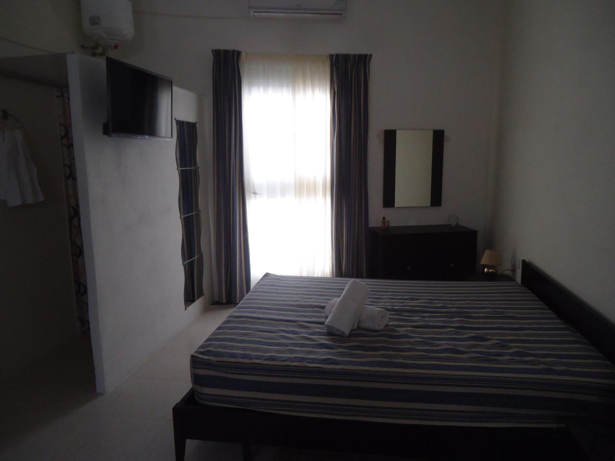 Shamrock Flats Διαμέρισμα Mellieħa Δωμάτιο φωτογραφία