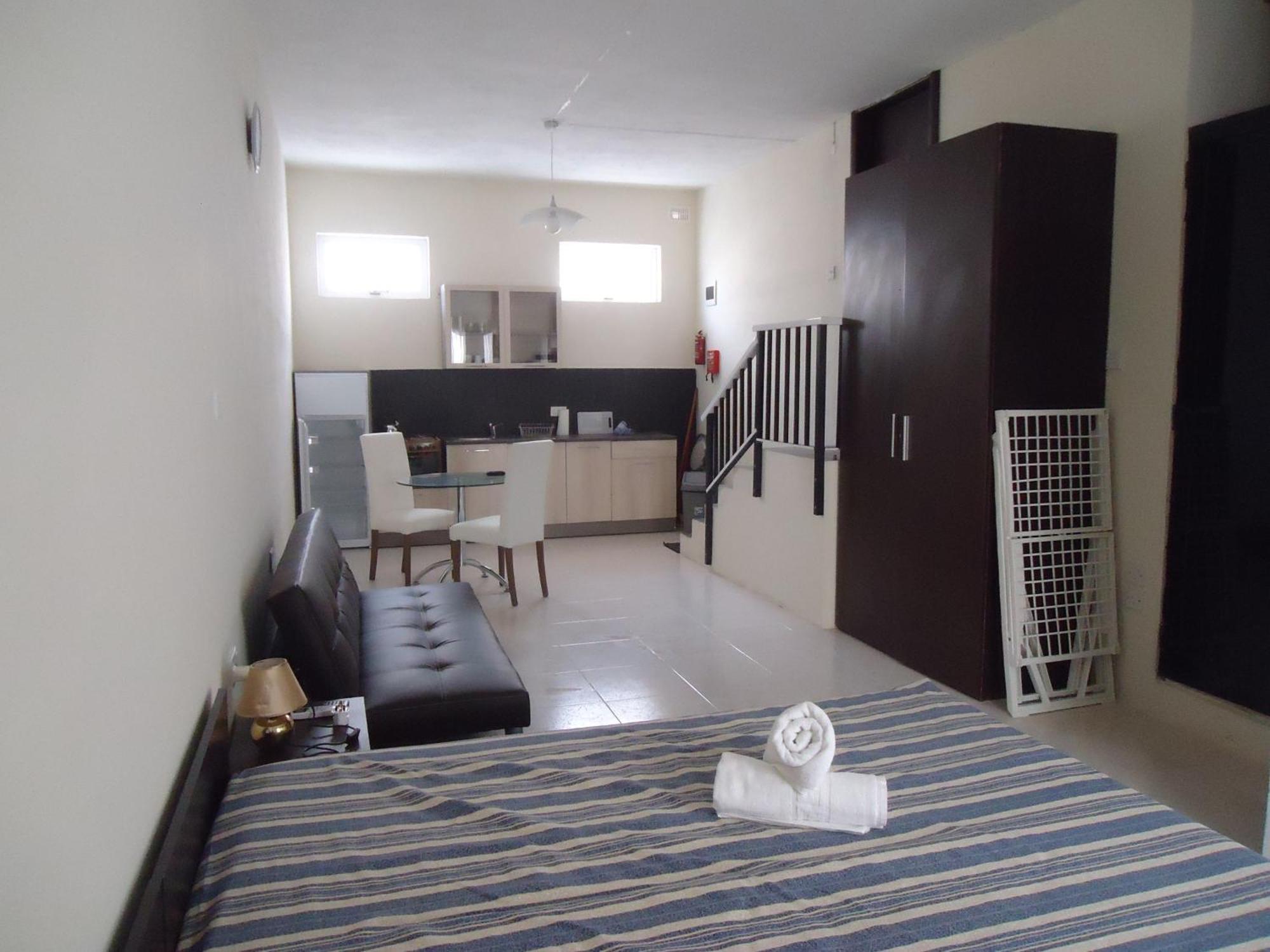 Shamrock Flats Διαμέρισμα Mellieħa Δωμάτιο φωτογραφία