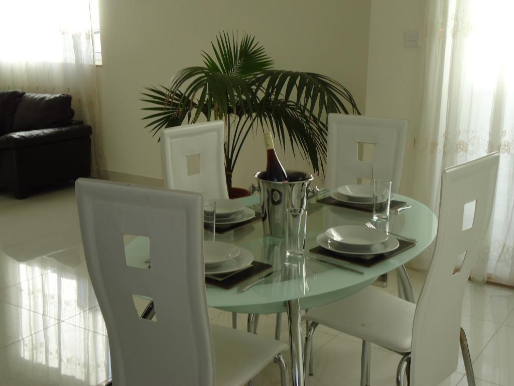 Shamrock Flats Διαμέρισμα Mellieħa Δωμάτιο φωτογραφία